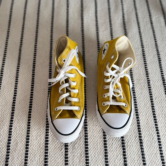 CONVERSE Chuck Taylor All-Star Canvas High Tops Mustard Yellow (M6, W8) - Picture 4 of 9